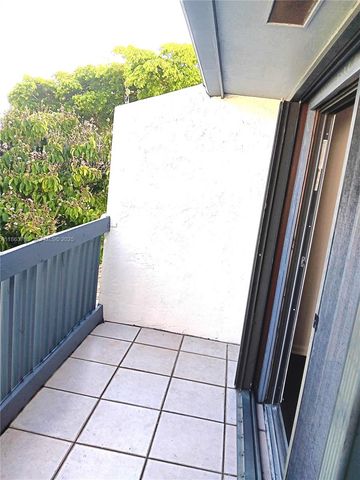 1532 Gabriel Street, Hollywood, FL 33020