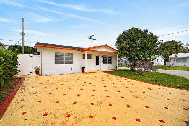 4579 NW 17th Terrace, Tamarac, FL 33309