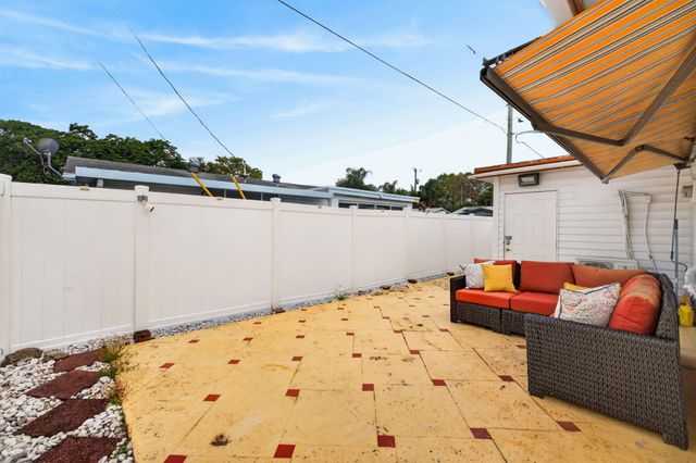 4579 NW 17th Terrace, Tamarac, FL 33309