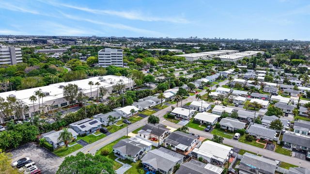 4579 NW 17th Terrace, Tamarac, FL 33309