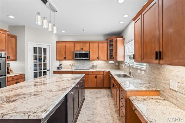 1335 Arbor Green Trail, O'fallon, IL 62269