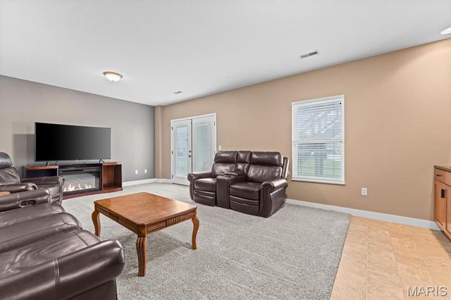 1335 Arbor Green Trail, O'fallon, IL 62269