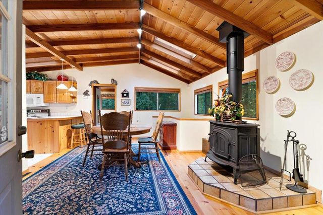 1079 Scenic Drive, Felton, CA 95018