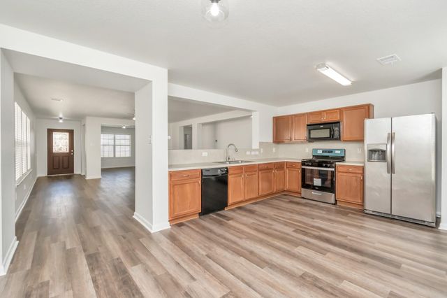 7019 Parkford Meadow Drive, Cypress, TX 77433