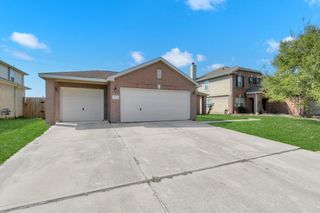 7019 Parkford Meadow Drive, Cypress, TX 77433