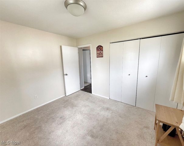 1739 Ridgeview Drive, Wickliffe, OH 44092