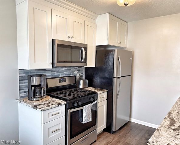 1739 Ridgeview Drive, Wickliffe, OH 44092