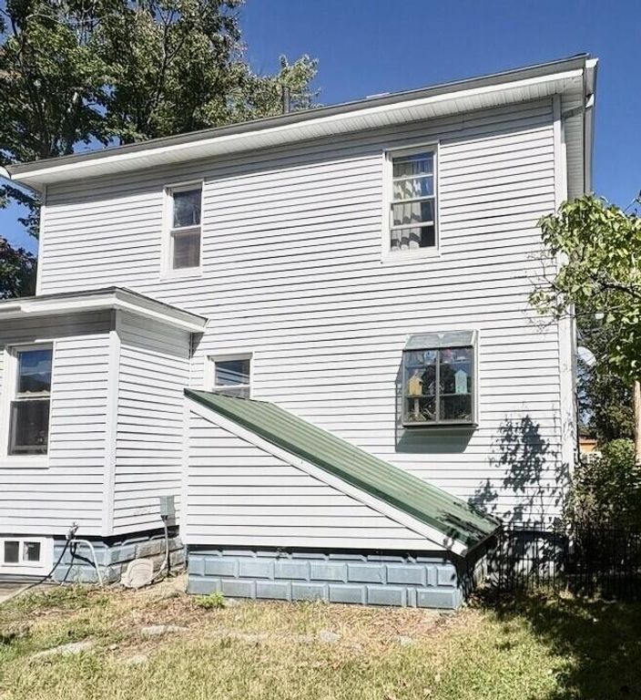 1 New Hampshire Street, Sanford, ME 04073 — photo 2