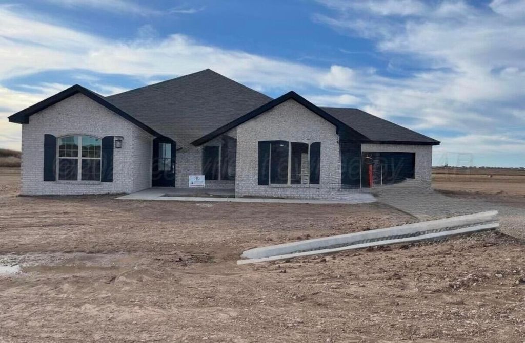 18050 TAURUS Trail, Canyon, TX 79015