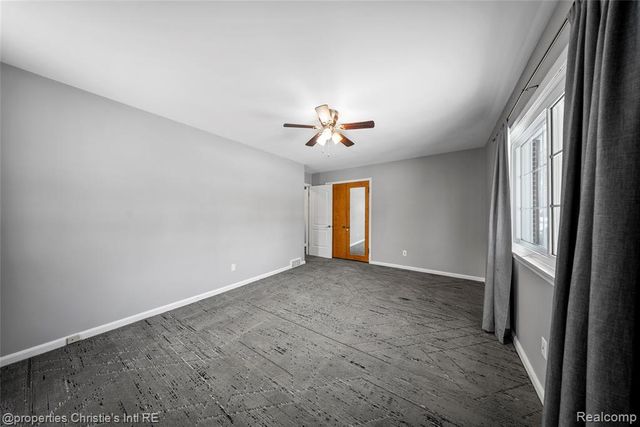 1331 Fairholme Road, Grosse Pointe Woods, MI 48236