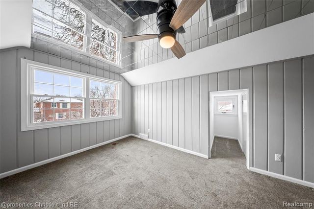 1331 Fairholme Road, Grosse Pointe Woods, MI 48236