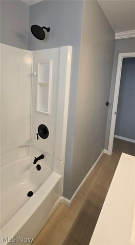 359 Denman Avenue, Cortland, OH 44410