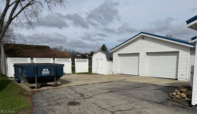 359 Denman Avenue, Cortland, OH 44410