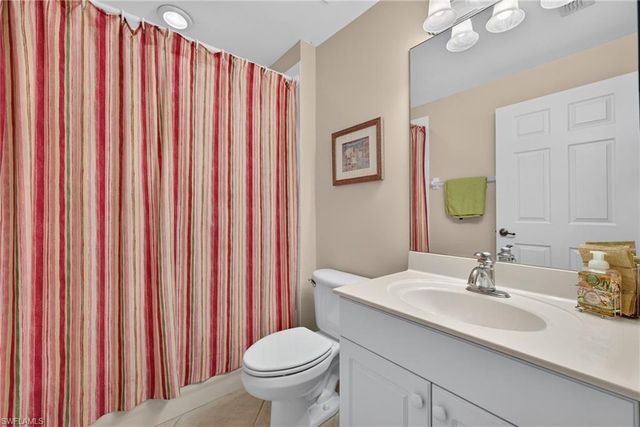 1672 Tarpon Bay DR S 102, Naples, FL 34119