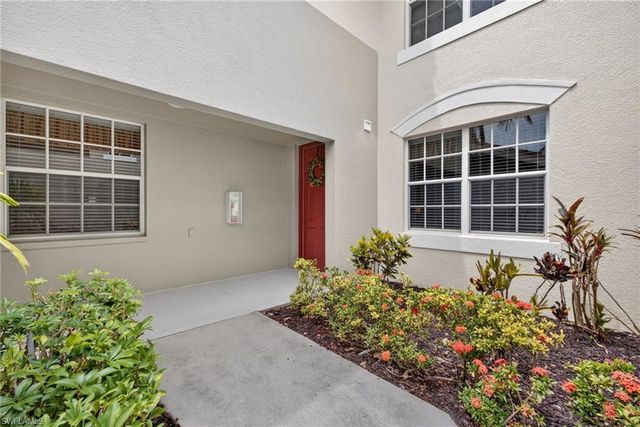 1672 Tarpon Bay DR S 102, Naples, FL 34119