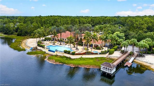 1672 Tarpon Bay DR S 102, Naples, FL 34119