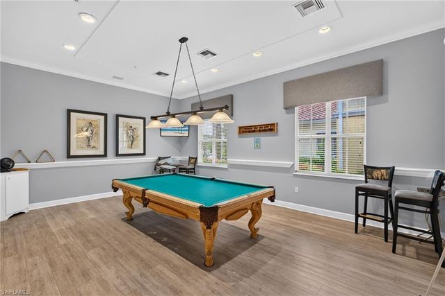 1672 Tarpon Bay DR S 102, Naples, FL 34119