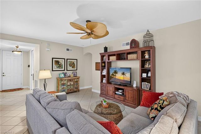 1672 Tarpon Bay DR S 102, Naples, FL 34119
