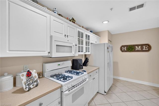1672 Tarpon Bay DR S 102, Naples, FL 34119