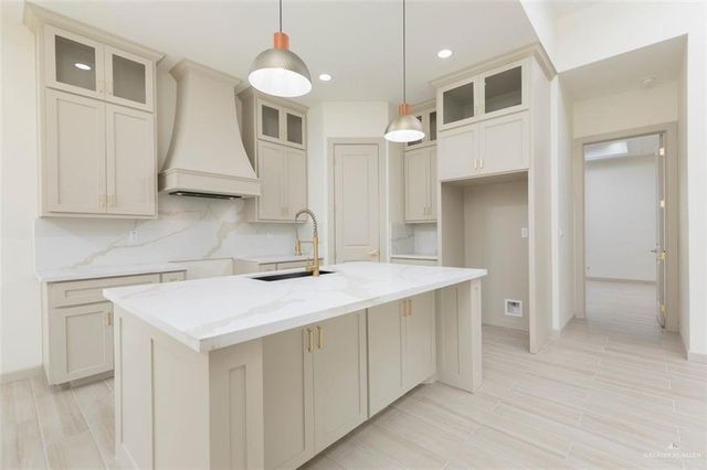 408 Birch Street, La Joya, TX 78560