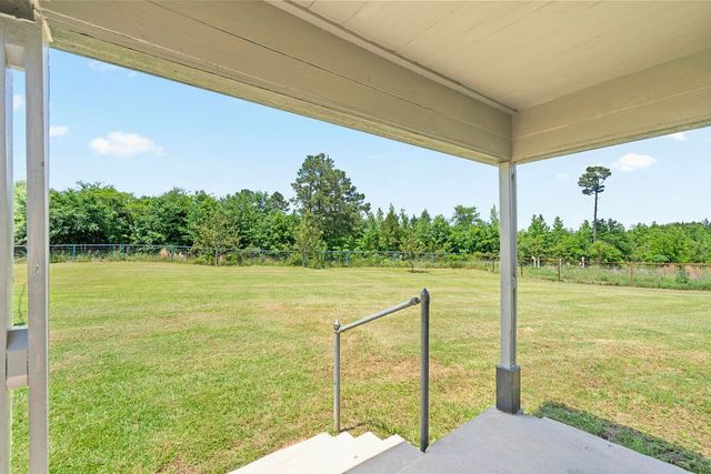 8869 County Road 1617, Avinger, TX 75630