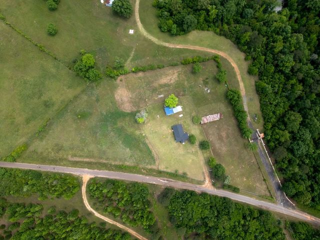 8869 County Road 1617, Avinger, TX 75630