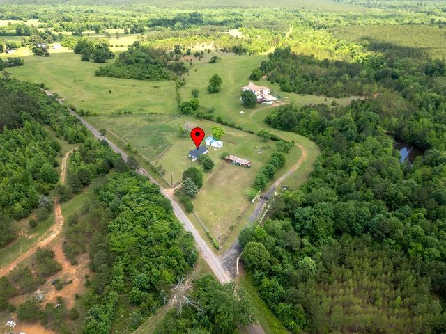 8869 County Road 1617, Avinger, TX 75630