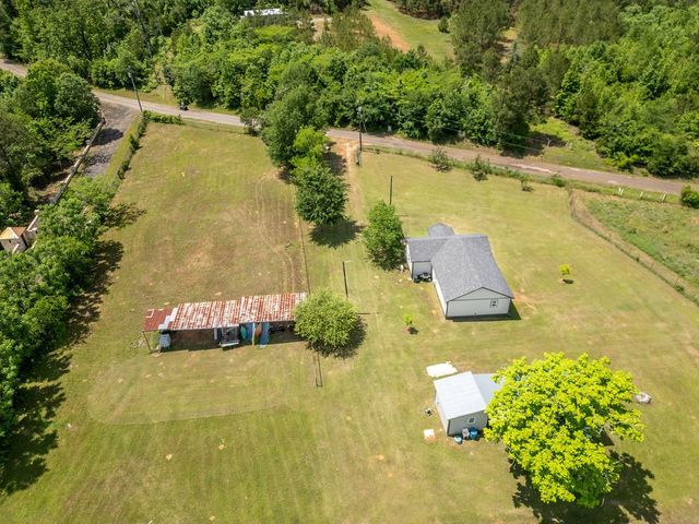 8869 County Road 1617, Avinger, TX 75630