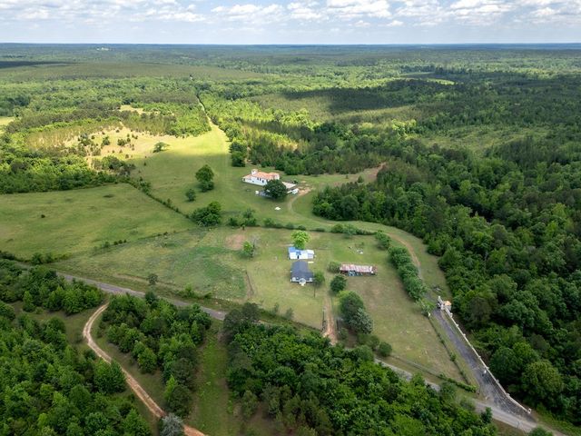8869 County Road 1617, Avinger, TX 75630
