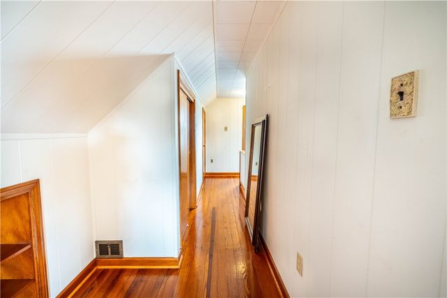 1912 Harlansburg Rd, Hickory Twp, PA 16101