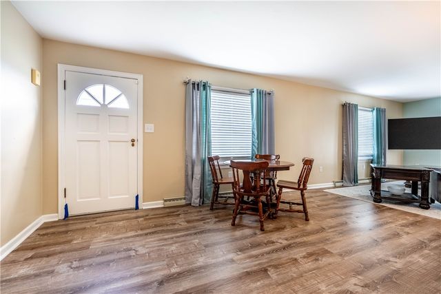 1912 Harlansburg Rd, Hickory Twp, PA 16101
