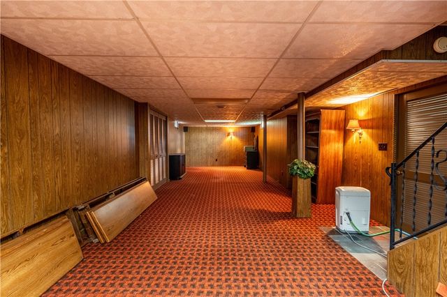 1912 Harlansburg Rd, Hickory Twp, PA 16101
