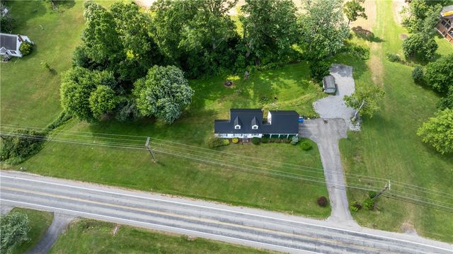 1912 Harlansburg Rd, Hickory Twp, PA 16101