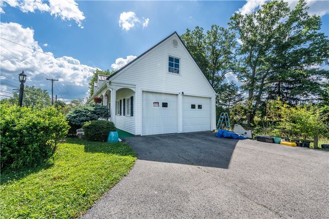 1912 Harlansburg Rd, Hickory Twp, PA 16101