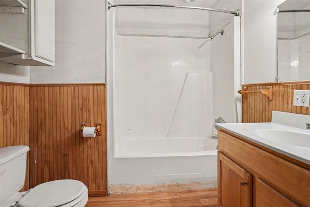 421 E Division Street, Dowagiac, MI 49047