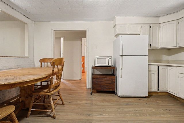 421 E Division Street, Dowagiac, MI 49047