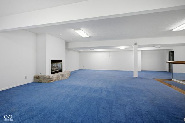 7126 Lakeside Woods Drive, Indianapolis, IN 46278