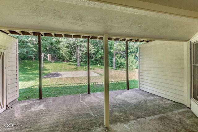 7126 Lakeside Woods Drive, Indianapolis, IN 46278