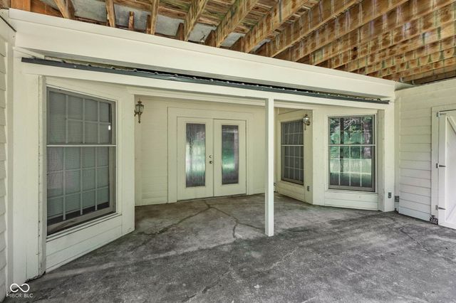 7126 Lakeside Woods Drive, Indianapolis, IN 46278