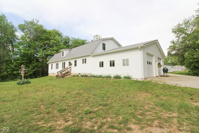6430 E Private Rd 800 N, North Vernon, IN 47265
