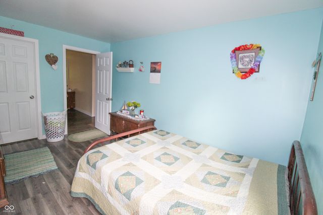 6430 E Private Rd 800 N, North Vernon, IN 47265
