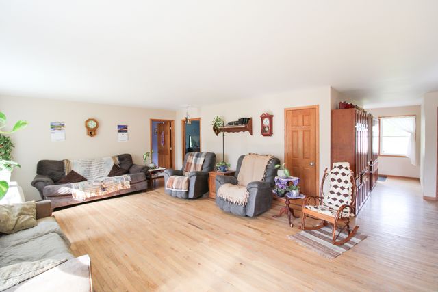 6430 E Private Rd 800 N, North Vernon, IN 47265