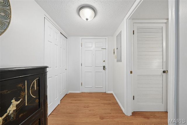 15009 Claymoor Court 10, Chesterfield, MO 63017