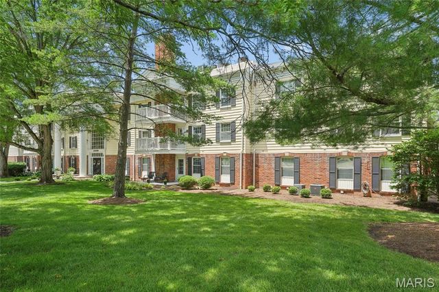 15009 Claymoor Court 10, Chesterfield, MO 63017