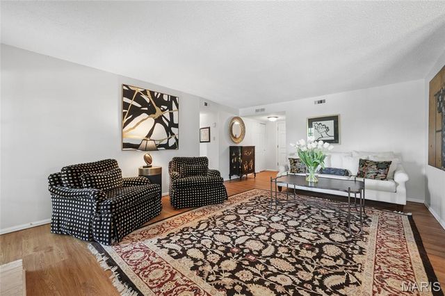 15009 Claymoor Court 10, Chesterfield, MO 63017