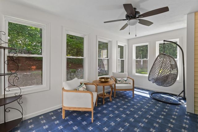 8 Karen Ln, Milford, MA 01757