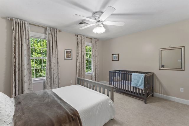 8 Karen Ln, Milford, MA 01757