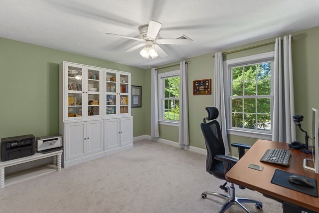 8 Karen Ln, Milford, MA 01757