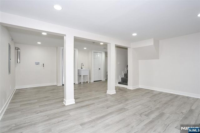 14 Byrne Place, Bergenfield, NJ 07621