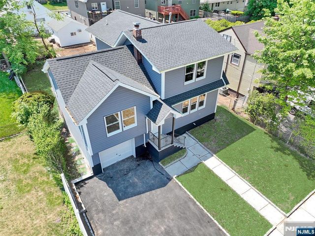 14 Byrne Place, Bergenfield, NJ 07621